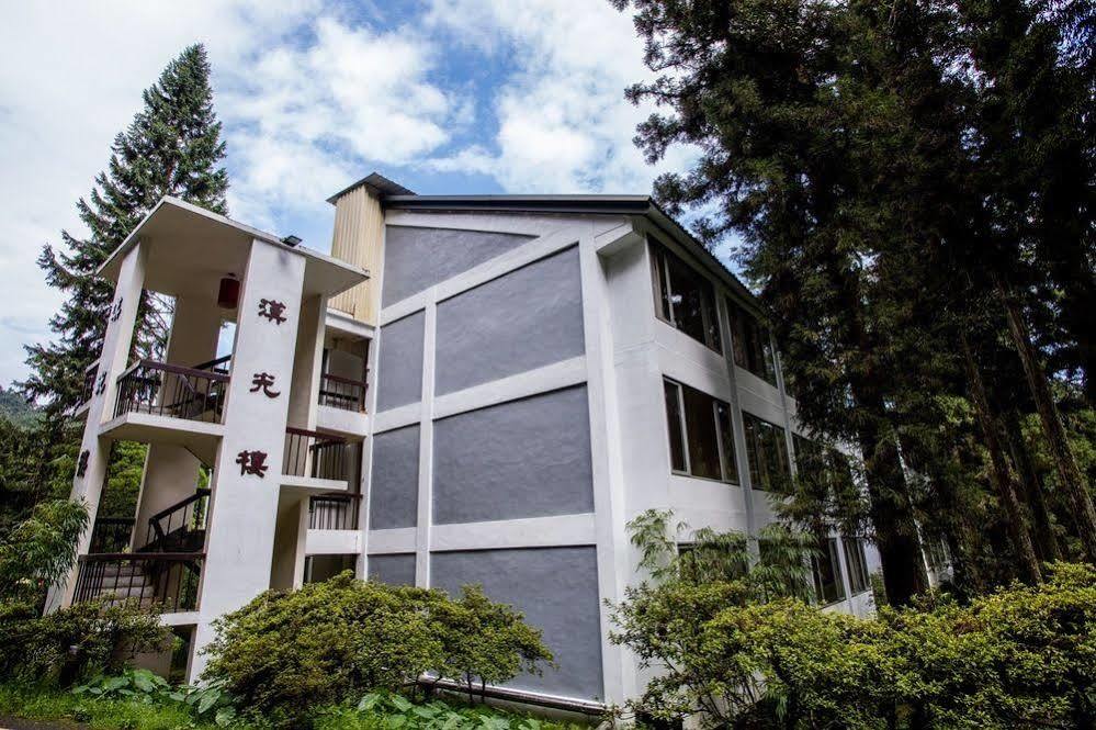 Howard Resort Xitou Lago Lago Lugu Esterno foto