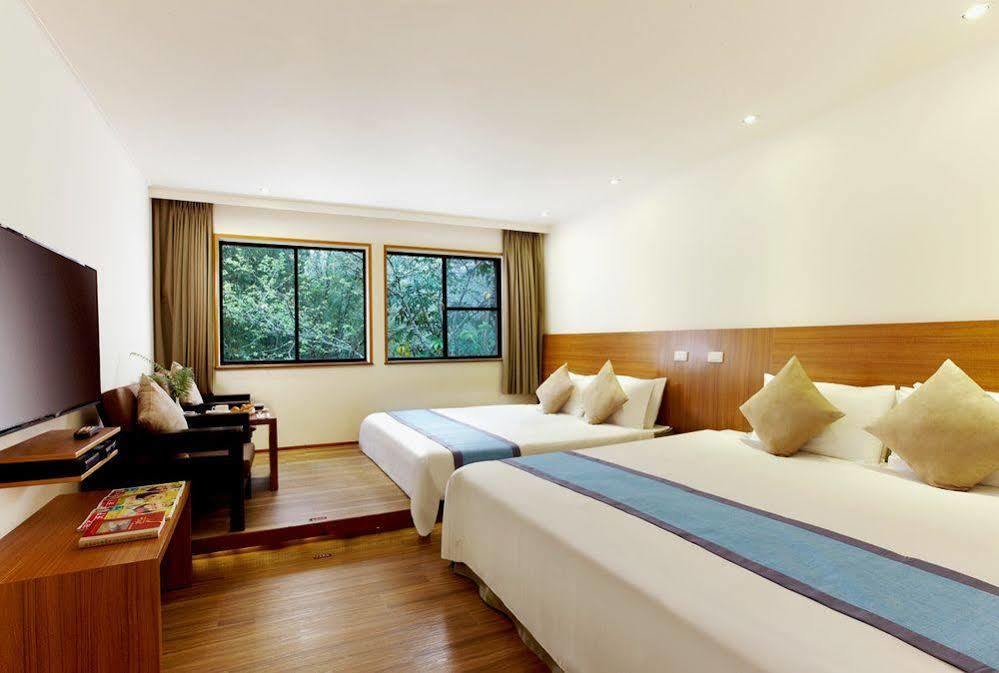 Howard Resort Xitou Lago Lago Lugu Esterno foto